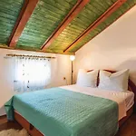 Five-bedroom In Ferienhaus Zadar