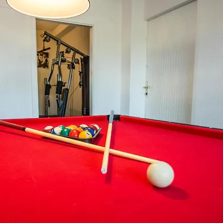 Five-bedroom In בית נופש *