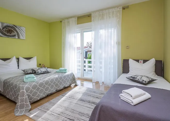 Five-bedroom In