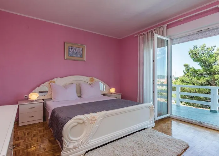 Five-bedroom In