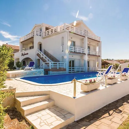 7 Bedroom Gorgeous In * Задар
