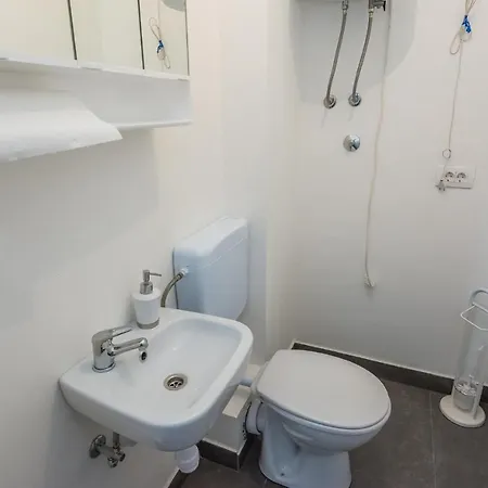 Amazing Home In Zadar Zara