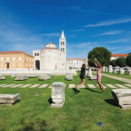 7 Bedroom Gorgeous In Tatil Evi Zadar